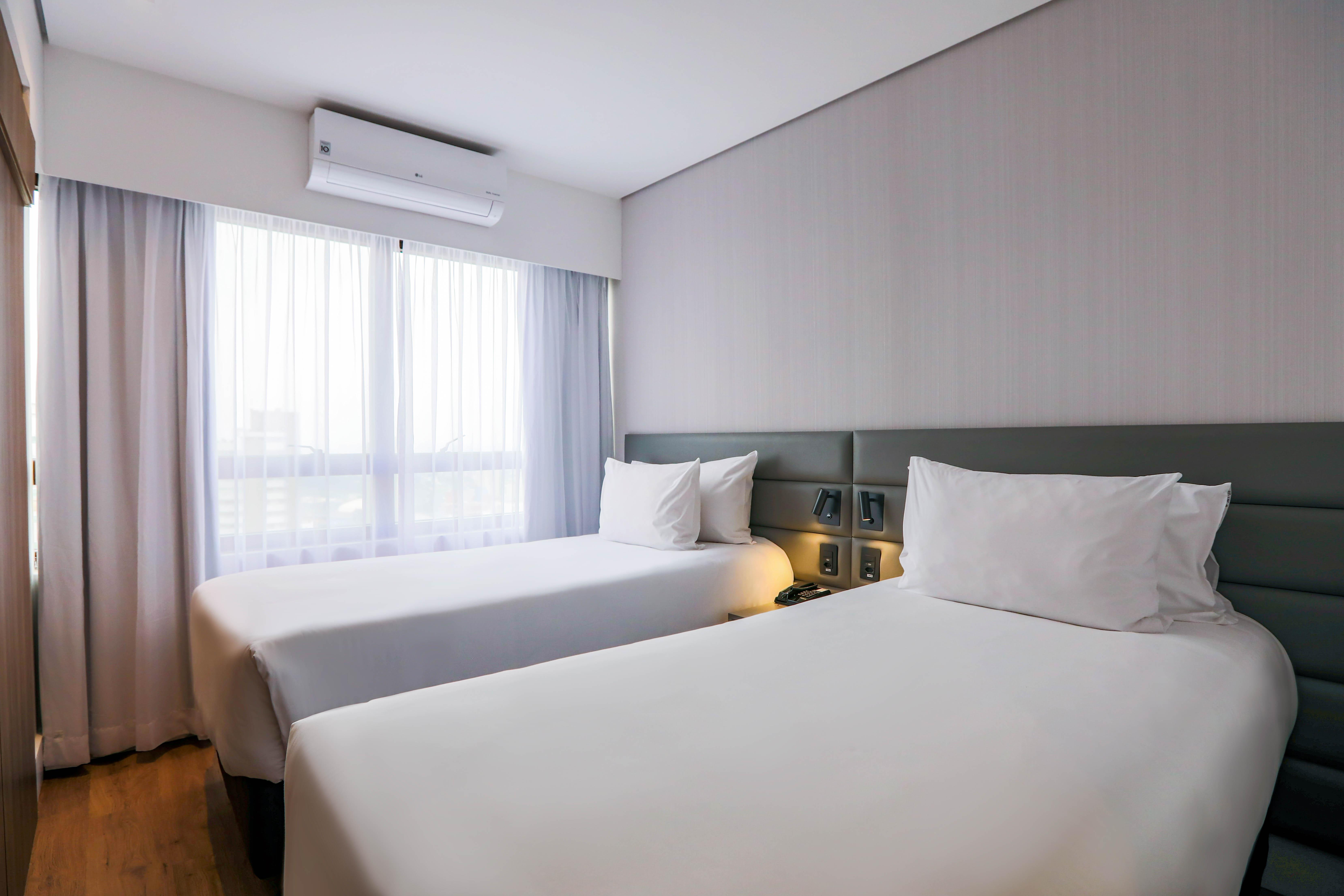 Radisson Sao Paulo Paulista Hotel ภายนอก รูปภาพ A room at the hotel