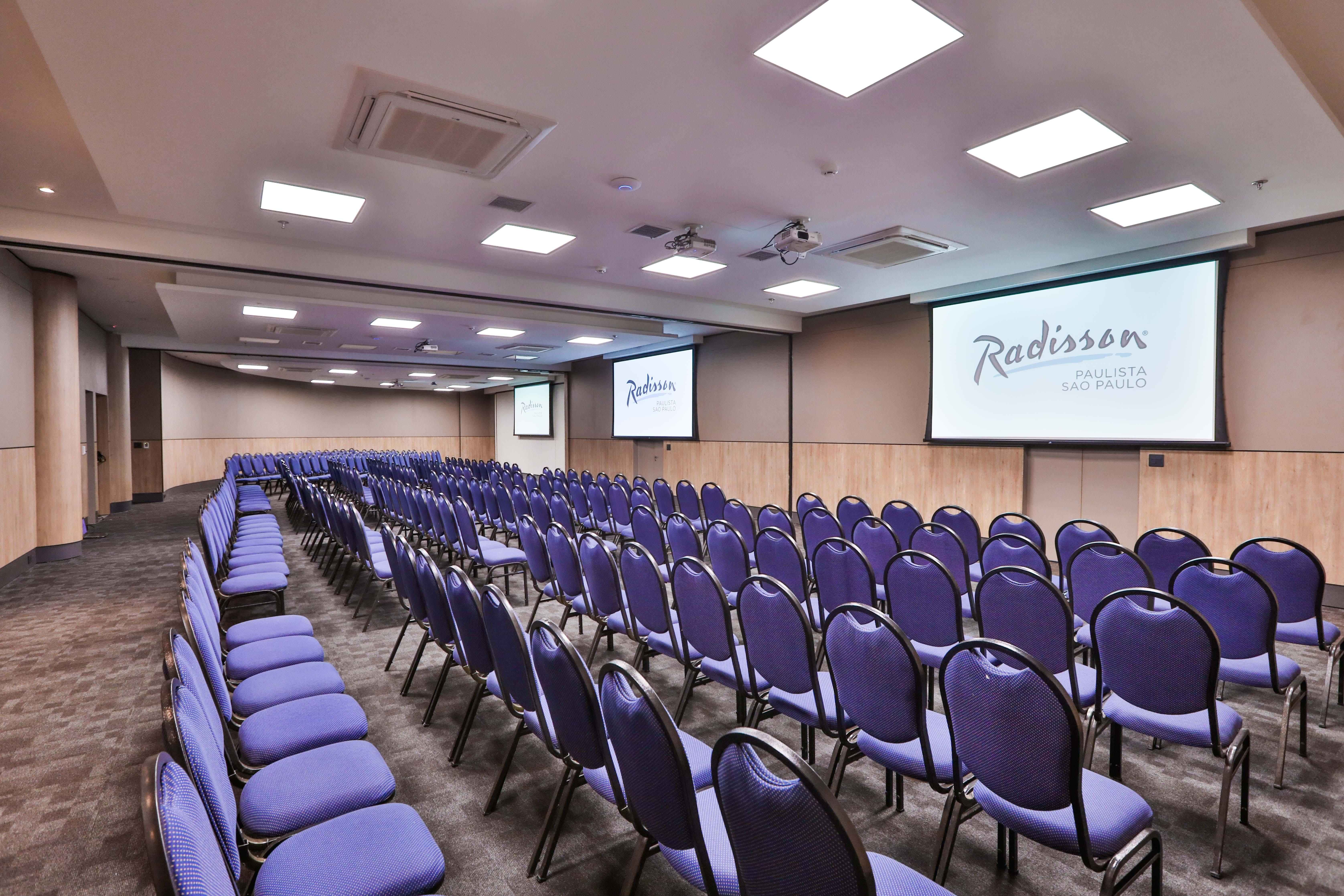 Radisson Sao Paulo Paulista Hotel ภายนอก รูปภาพ The ballroom at Radisson Blu, Manchester
