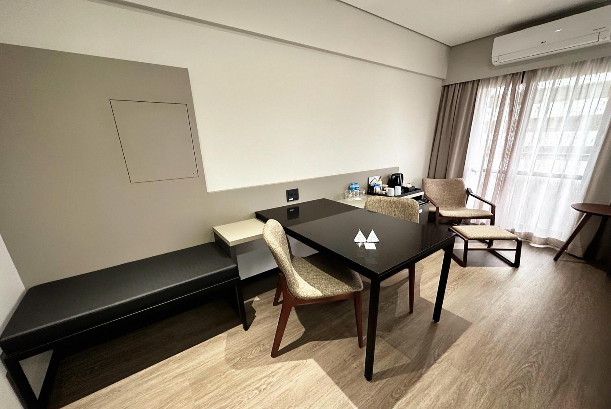 Radisson Sao Paulo Paulista Hotel ภายนอก รูปภาพ A typical office at the hospital