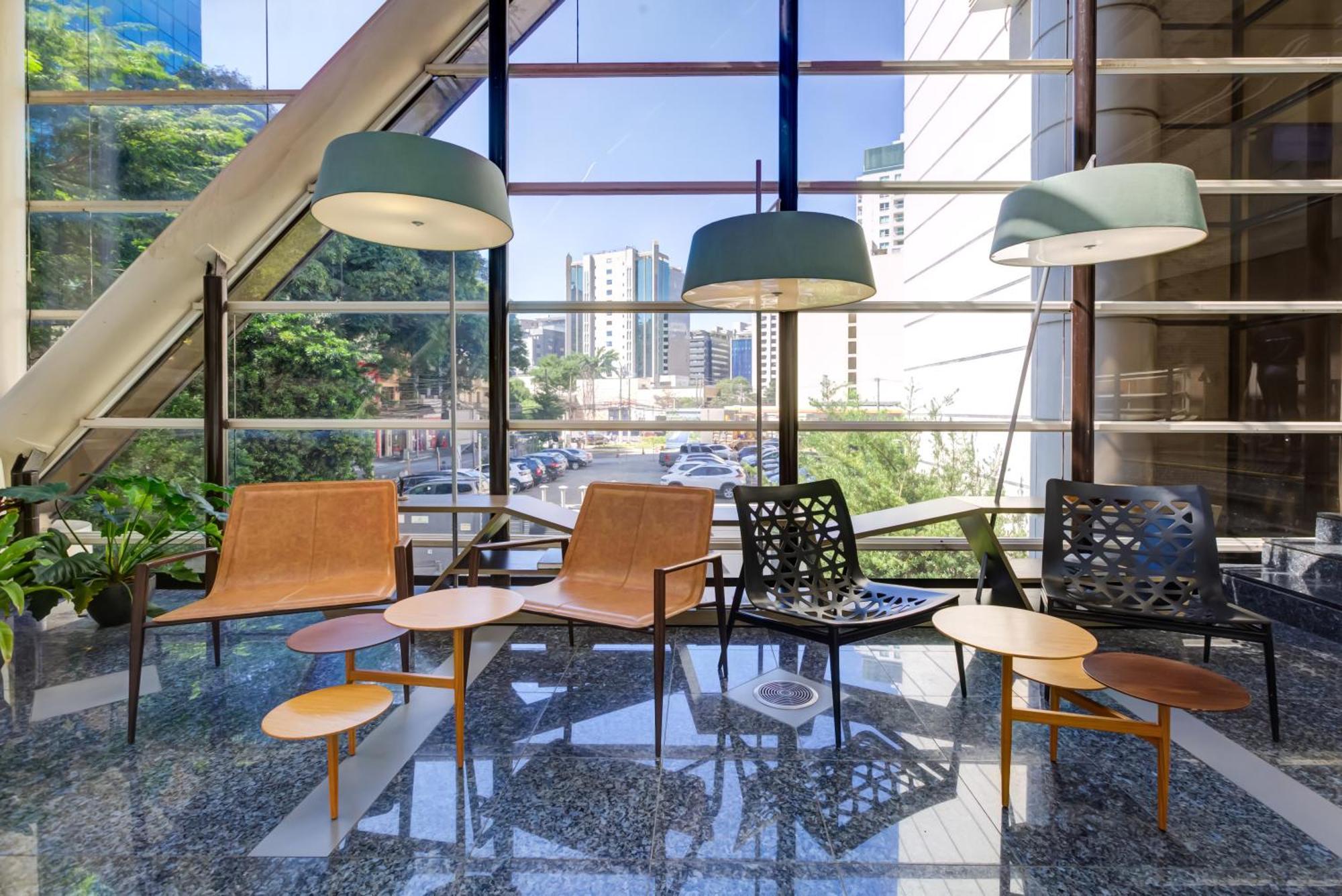 Radisson Sao Paulo Paulista Hotel ภายนอก รูปภาพ The interior of the library